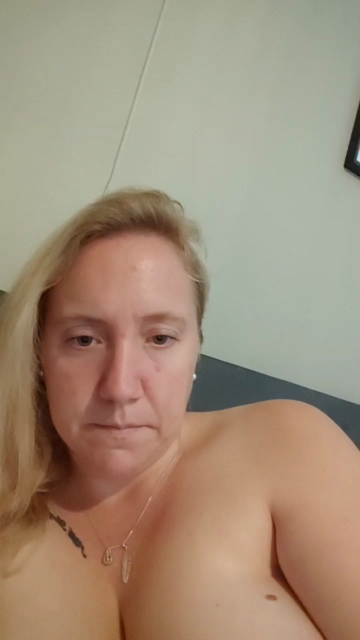 Blondine88 14-09-2021 Naked 
